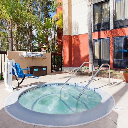 Готель Fairfield By Marriott Mission Viejo Orange County Екстер'єр фото